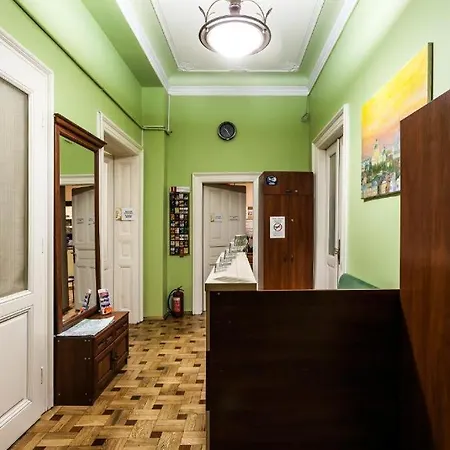 Hostel Леосфера