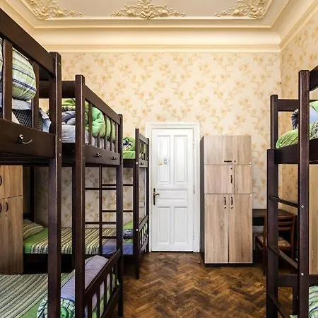 Hostel Леосфера *