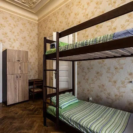 Hostel Леосфера *